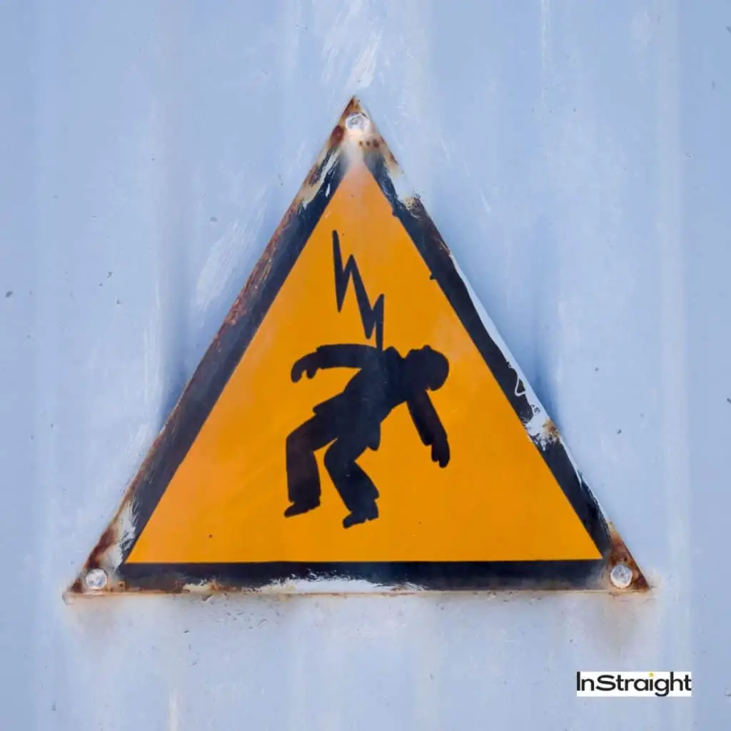 danger of electrocution signage