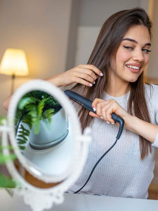 5 Mistakes to Avoid While Straightening Your Hair
